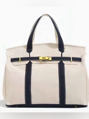 Boatkin Canvas Two-Tone Tote Bag in Cream and Navy